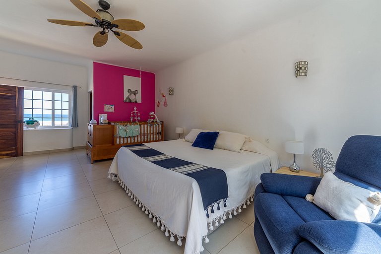 Beachfront house in Litibú