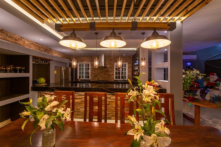 Beachfront house in Litibú